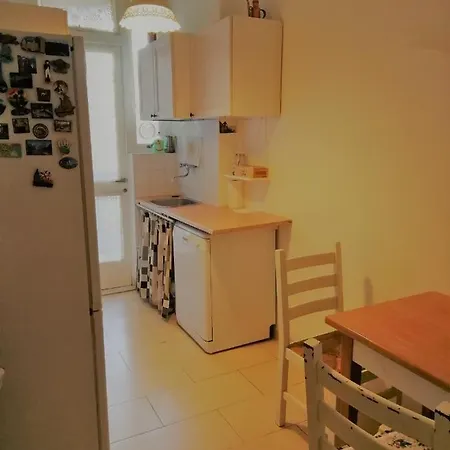 Sweet 4 Person In Apartament ゲストハウス トリエステ